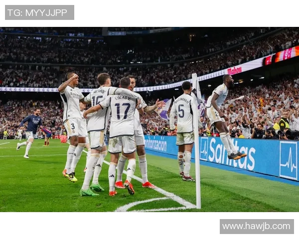 圣菲独立与波特诺的激烈对决揭示足球战术与球队精神的较量 圣菲独立与波特诺的激烈对决揭示足球战术与球队精神的较量