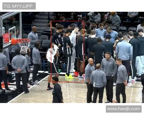 勇士与篮网激战正酣10月29日精彩对决引发球迷热议 勇士与篮网激战正酣10月29日精彩对决引发球迷热议