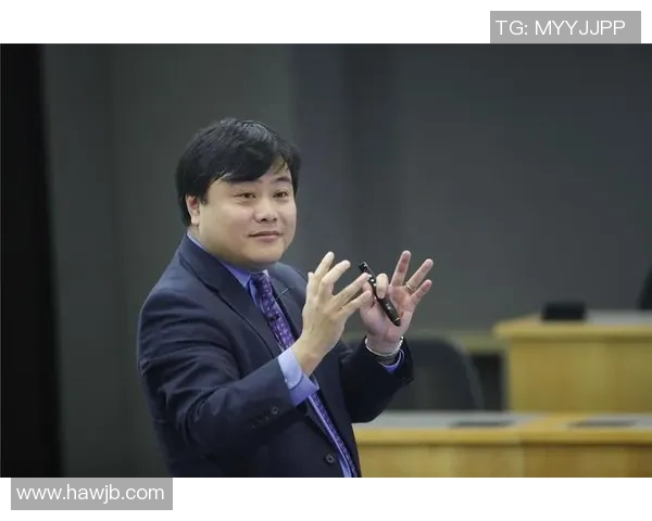 飞盘飞扬：杨娜的追梦之旅与深度对话探索MBA